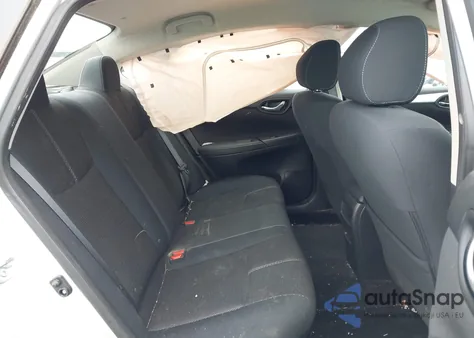 2017 Nissan Sentra S z USA, uszkodzony, nr VIN 3N1AB7AP7HY372121